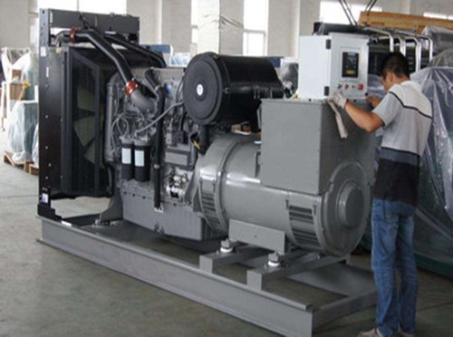 醴陵柴油发电机空气滤清器堵塞会对发电机组产生哪些影响？