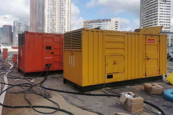 醴陵压力测试时，发电机组的燃油系统需要达到多少压力？